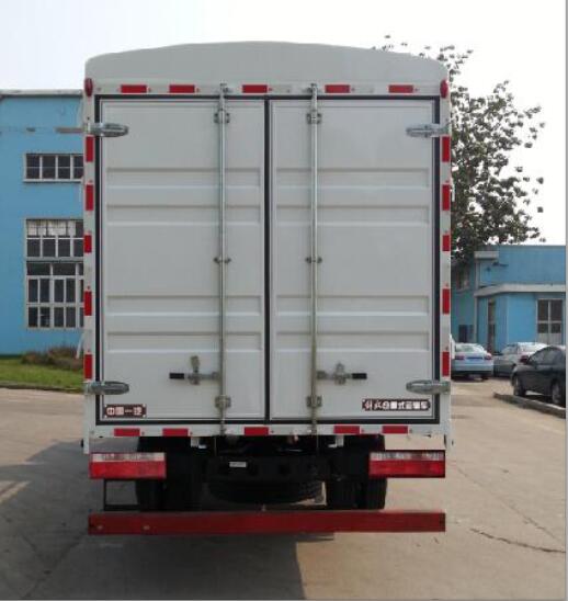 解放牌CA5105CCYP40K2L2E5A85倉(cāng)柵式運(yùn)輸車(chē)公告圖片