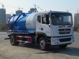 吸污车