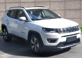 吉普牌GFA7200EGDC型轿车