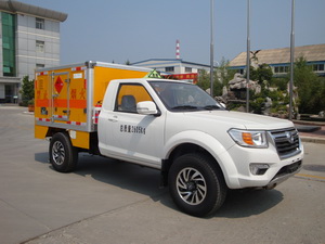 沙駝牌WTC5030XQY爆破器材運(yùn)輸車公告圖片