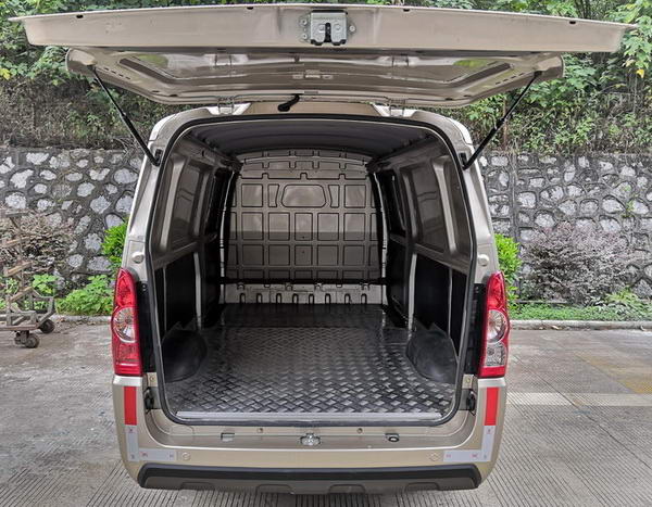 五菱牌GXA5030XXYBEV純電動(dòng)廂式運(yùn)輸車公告圖片