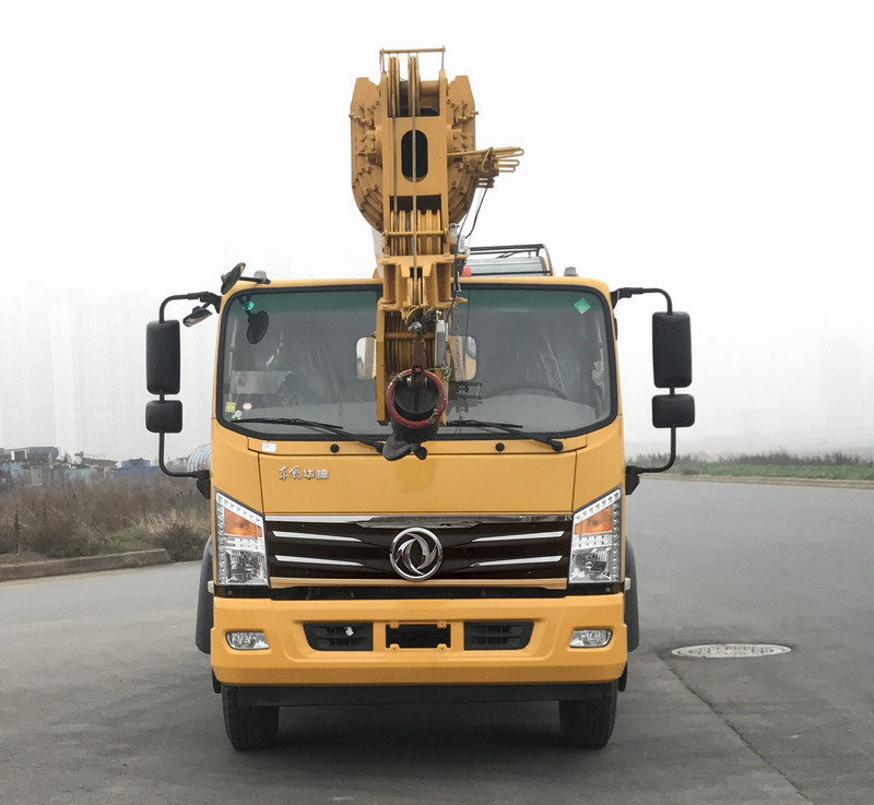 东风牌EQ5160JQZL6D汽车起重机公告图片