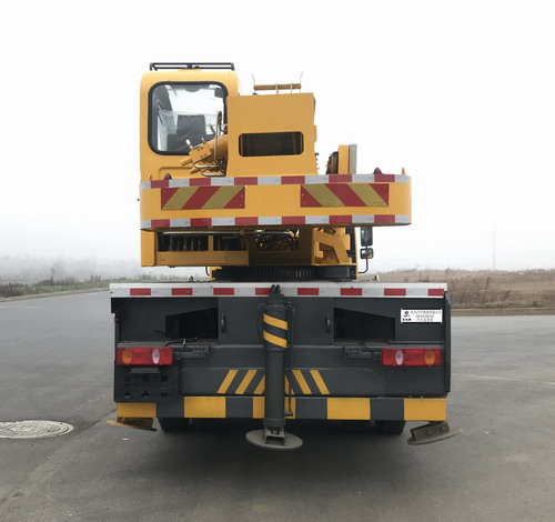 东风牌EQ5160JQZL6D汽车起重机公告图片