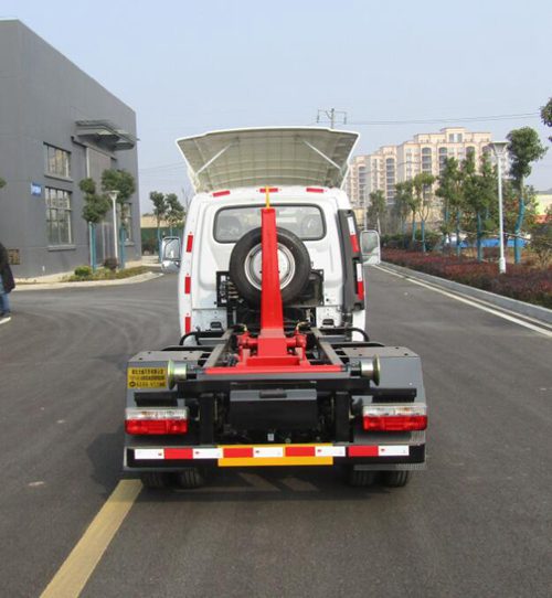 中汽力威牌HLW5030ZXX6EQ車廂可卸式垃圾車公告圖片