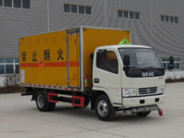 爆破器材运输车