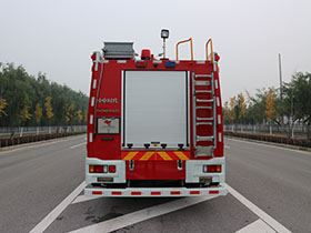 中卓时代牌ZXF5170GXFPM60/W5泡沫消防车公告图片
