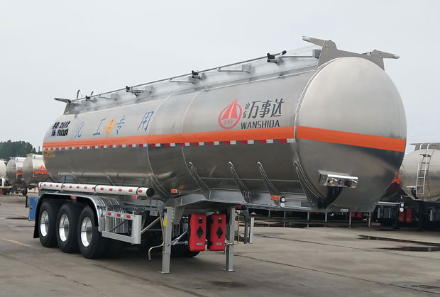 万事达牌10.8米34.7吨3轴氧化性物品罐式运输半挂车(SDW9403GYW)