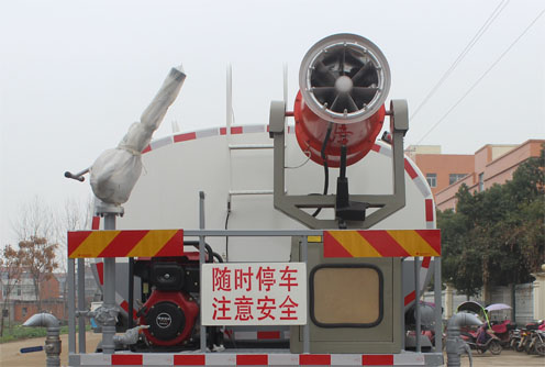 潤知星牌SCS5120GPSEQ6綠化噴灑車公告圖片