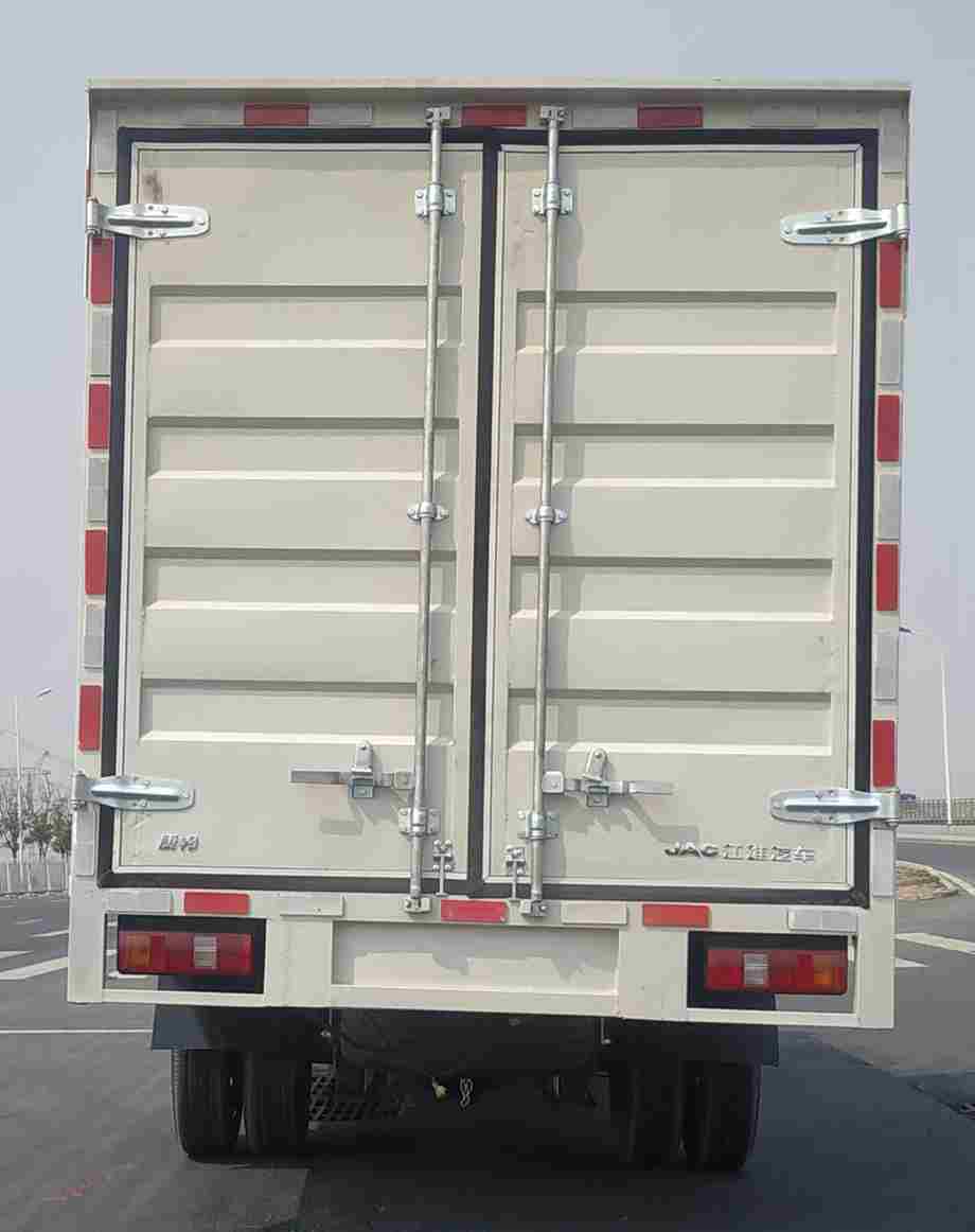 江淮牌HFC5030XXYRV3E1C1S廂式運(yùn)輸車公告圖片