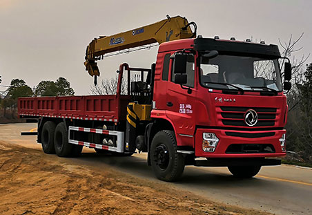 世技卡特牌XCL5241JSQ隨車起重運(yùn)輸車公告圖片