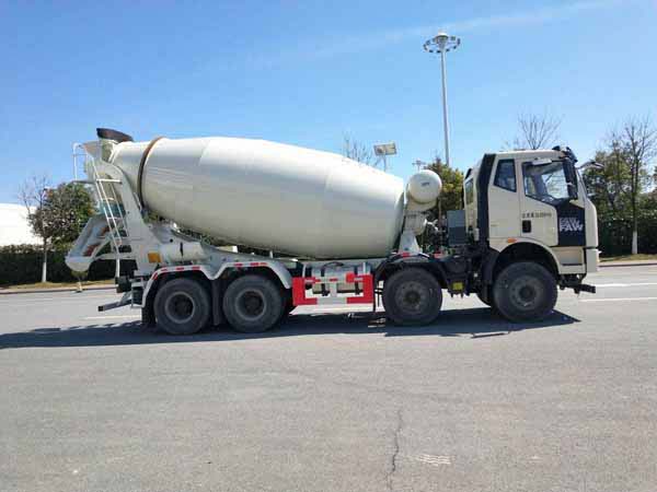 解放牌CA5310GJBP62K2T4E5Z混凝土攪拌運輸車公告圖片