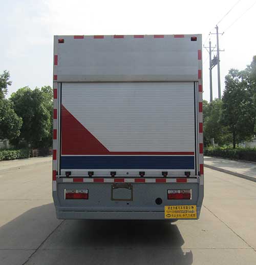 中汽力威牌HLW5101TWC6EQ污水處理車公告圖片