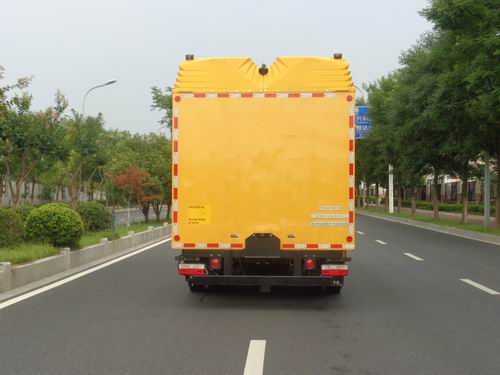 英達(dá)牌FTT5100TFZAT22防撞緩沖車公告圖片