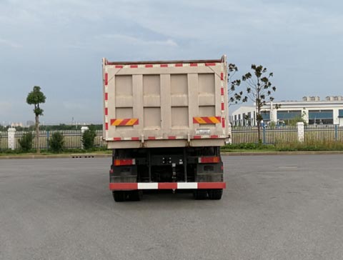 東風(fēng)牌DFV5258ZLJGP6N1自卸式垃圾車公告圖片