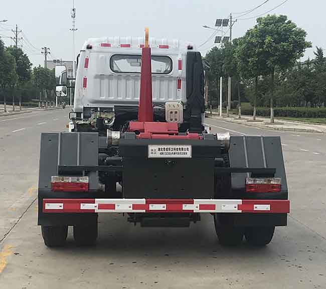 帝王環(huán)衛(wèi)牌HDW5120ZXXE6車廂可卸式垃圾車公告圖片