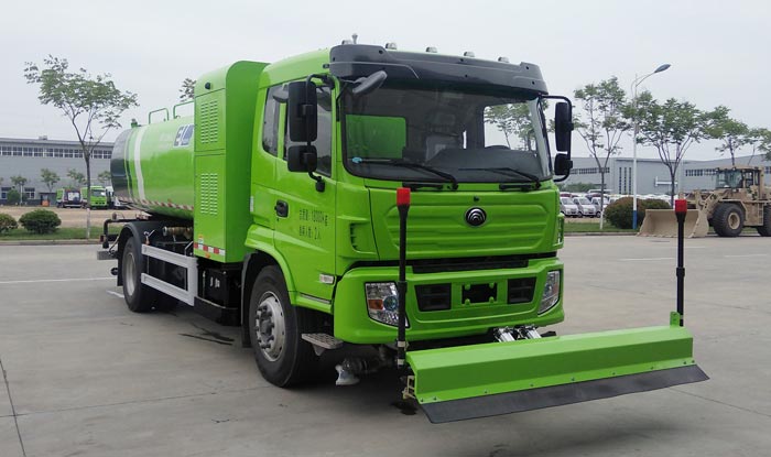 宇通牌YTZ5180GQXD1BEV純電動清洗車公告圖片