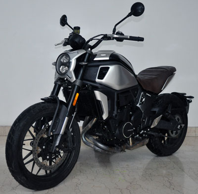 春风牌CF700-2两轮摩托车公告图片