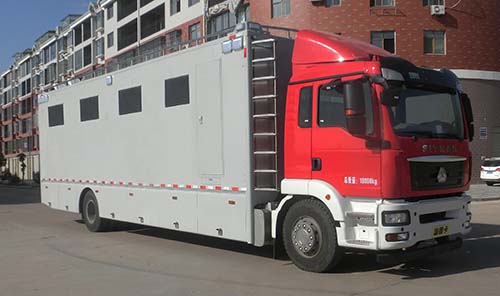 虹宇牌HYS5180XYLZ6醫(yī)療車公告圖片