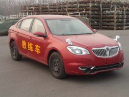 教练车