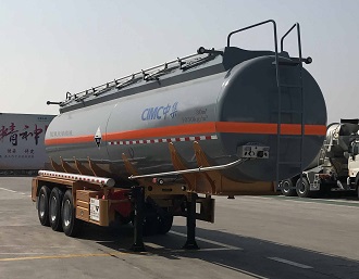 中集牌10.7米31.5吨3轴腐蚀性物品罐式运输半挂车(ZJV9400GFWJM)
