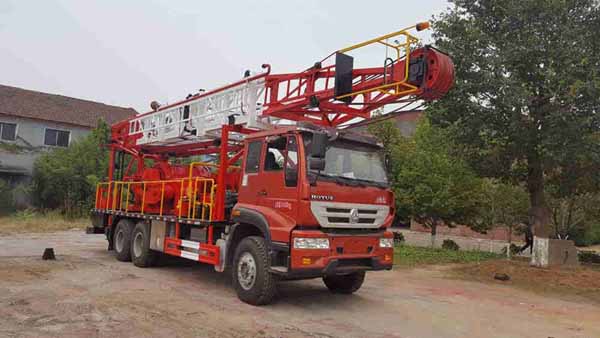 五岳牌TAZ5305TXJA修井機(jī)公告圖片