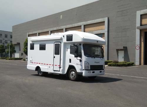 滬尊牌CAL5041XLJE5旅居車公告圖片