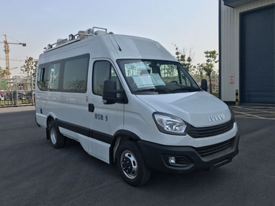 依維柯牌NJ5045XDWF2E流動服務(wù)車公告圖片