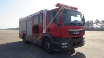 压缩空气泡沫消防车