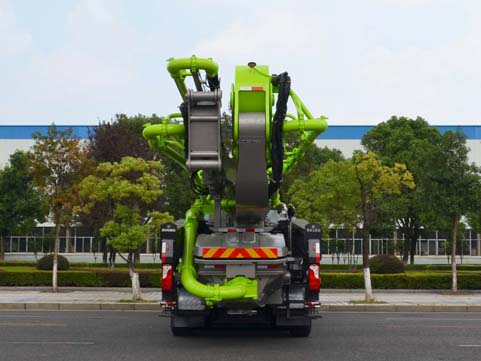 中聯(lián)牌ZLJ5541THBSE混凝土泵車公告圖片