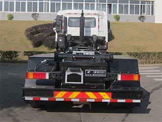 福龍馬牌FLM5250ZXXDF6車(chē)廂可卸式垃圾車(chē)公告圖片