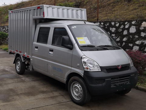 五菱牌LQG5029XXYSP6廂式運輸車公告圖片