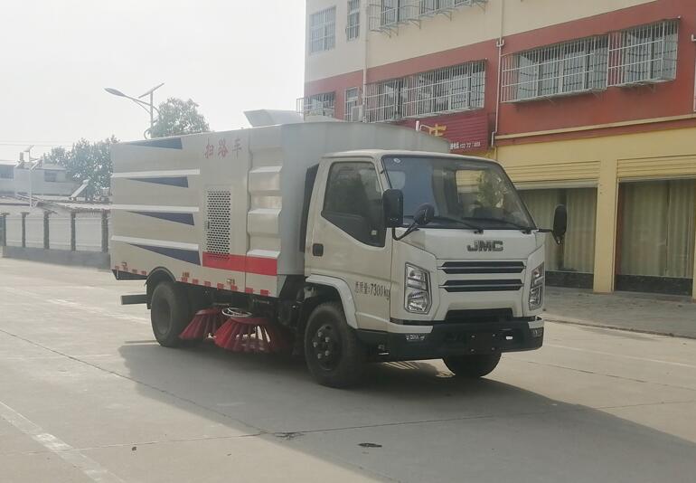 程力威牌CLW5070TSLJ6扫路车公告图片