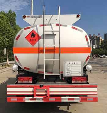 楚飛牌CLQ5120GYY6E運(yùn)油車公告圖片