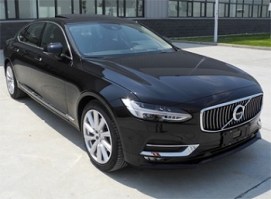沃尔沃牌VCD7204E41P型轿车