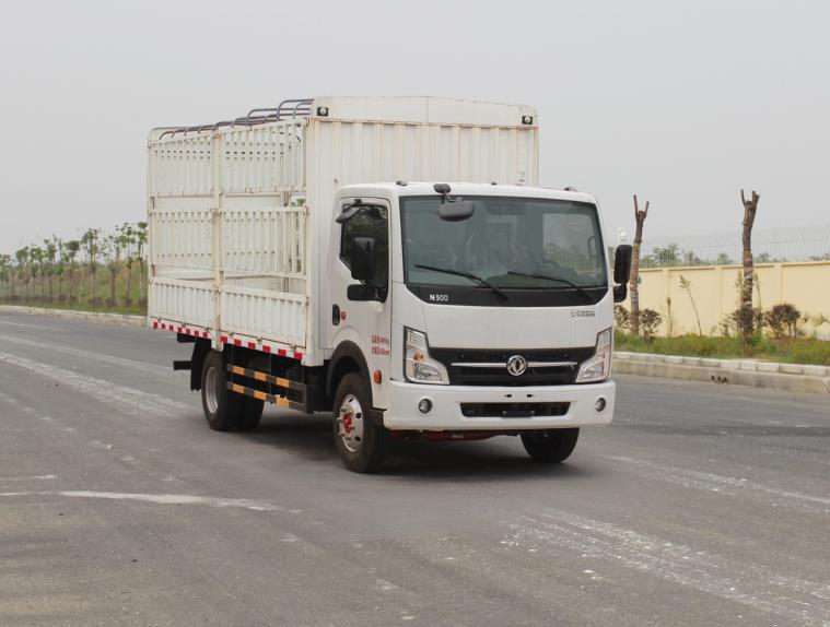 東風(fēng)牌EQ5042CCY5CDFAC倉柵式運輸車公告圖片