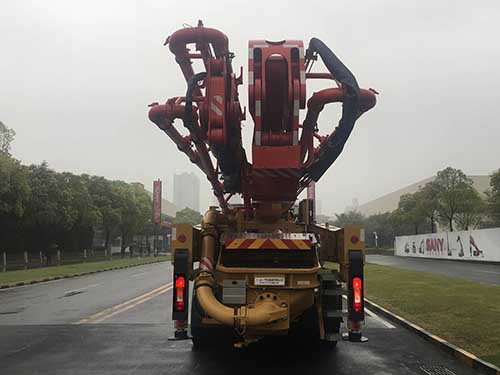 三一牌SYM5359THBFV混凝土泵車公告圖片