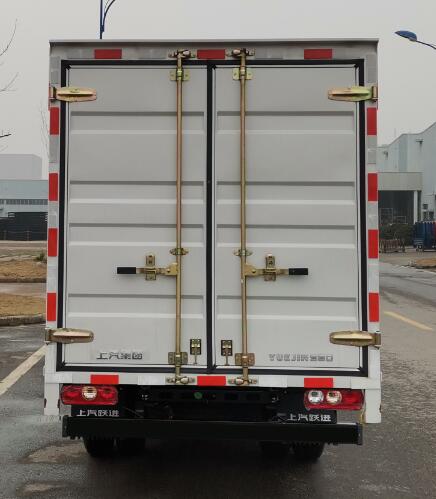 躍進(jìn)牌SH5042XXYPEDBNS廂式運輸車公告圖片