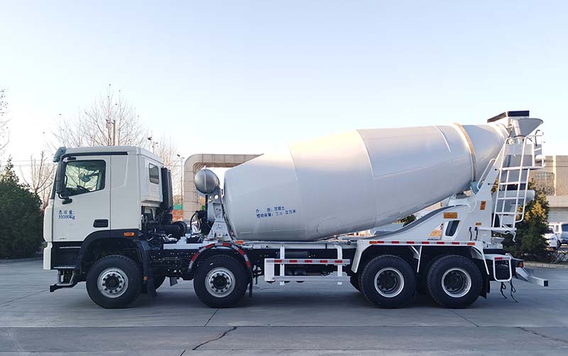 唐鴻重工牌XT5313GJBBJ22L混凝土攪拌運(yùn)輸車公告圖片