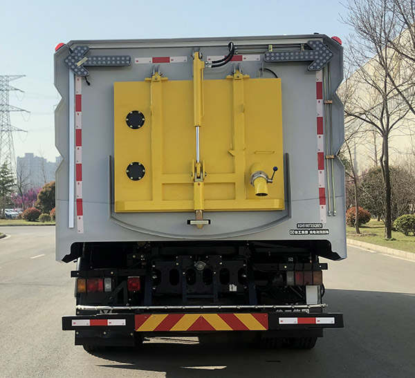 徐工牌XGH5180TXSQBEV純電動(dòng)洗掃車公告圖片