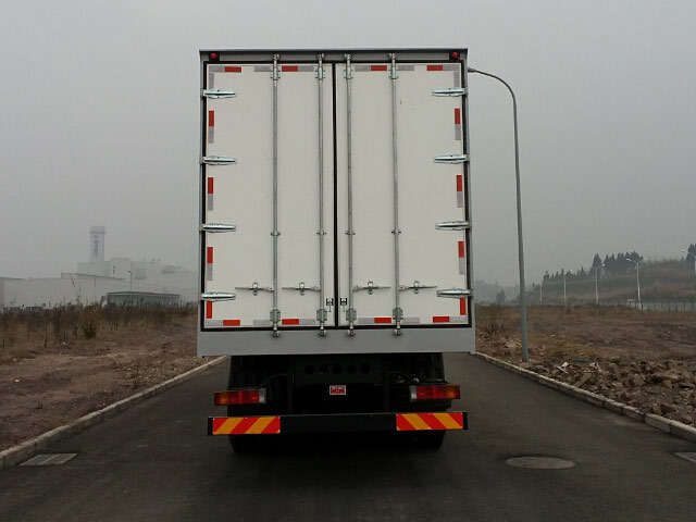 現(xiàn)代牌CHM5310XXYKPQ80V廂式運(yùn)輸車公告圖片