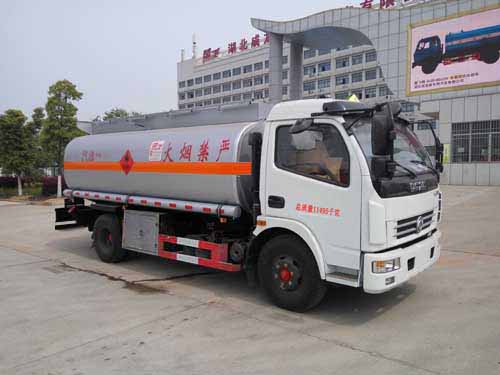 楚飛牌CLQ5112GYY5E運(yùn)油車公告圖片