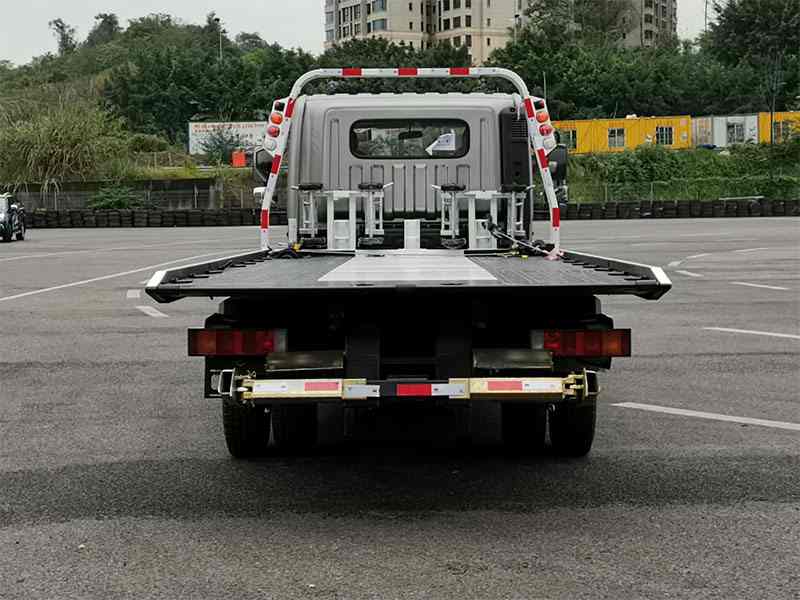 現(xiàn)代牌CHM5040TQZGDC33V清障車公告圖片