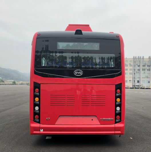 比亚迪牌BYD6810HZEV11纯电动城市客车公告图片