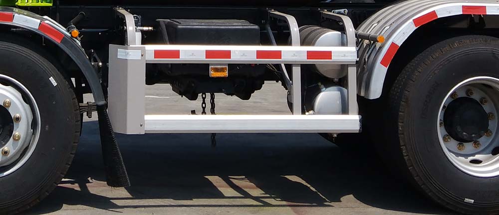 中聯(lián)牌ZLJ5318GJBJWE混凝土攪拌運輸車公告圖片