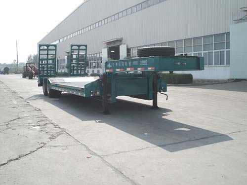 江淮扬天牌12.5米25吨2轴低平板半挂车(CXQ9332TDP)