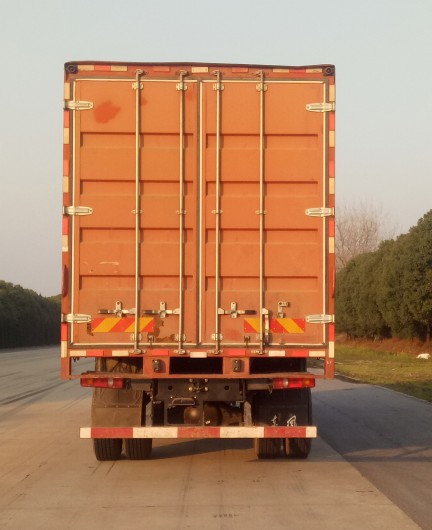 东风牌DFH5250XXYBX厢式运输车公告图片