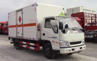多士星牌JHW5040XRQJX易燃气体厢式运输车
