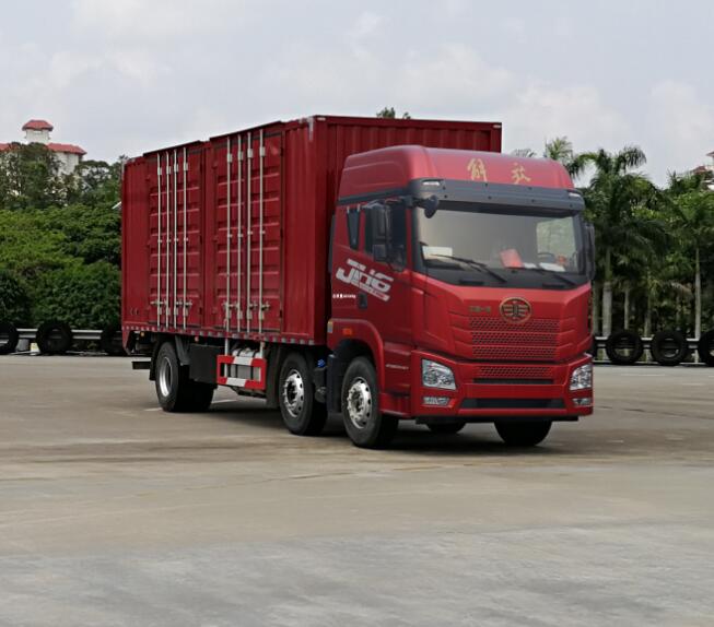解放牌CA5250XXYP26K1L5T3E5A80廂式運(yùn)輸車(chē)公告圖片