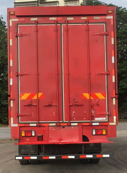 乘龍牌LZ5250XYKM3CB翼開啟廂式車公告圖片