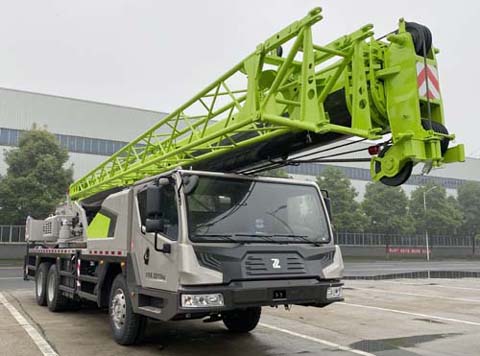 中聯(lián)牌ZLJ5330JQZ25E汽車起重機(jī)公告圖片